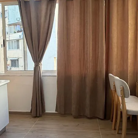 Bright-house Center Apartman *